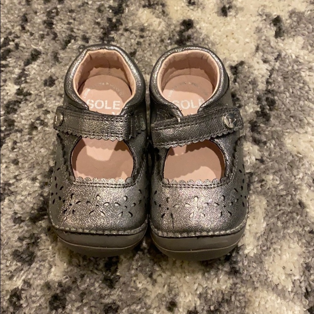 Sole Play Gabbai Mary Jane Flats- Pewter (toddler)